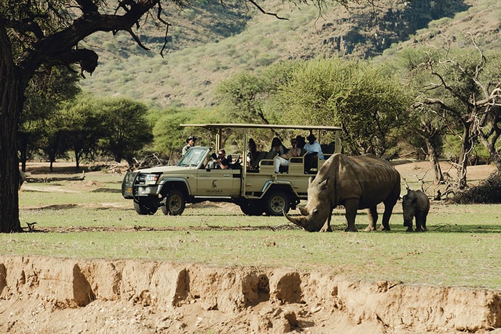 Okapuka Safari Lodge_Emidio Horaeb_