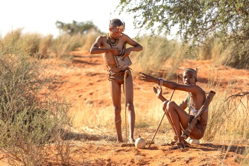 Sunrise Wisdom Experience, Bushman Activity at kalahari Anib Lodge Gondwana Collection IO6A0413 COPYYY