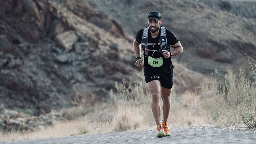 Trail runner at the Spreetshoogte Challenge, Namibia