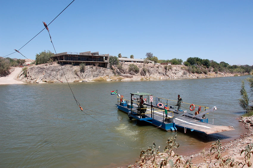 Grenzübergang Namibia Südafrika Sendelingsdrif |Ai |Ais Richtersveld Transfrontier Park Oranje Gariep Fähre Ai Ais Richtersveld NamibiaFocus