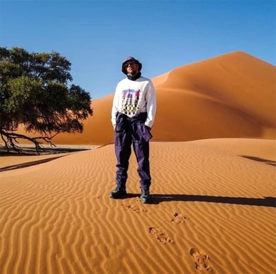 Lewis Hamilton im Sossusvlei