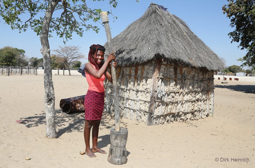 Hirse stampfen, Namibia