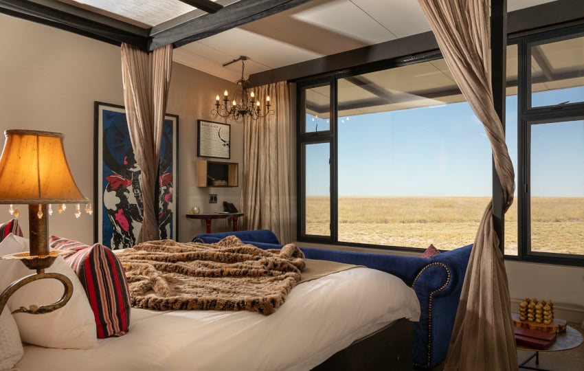  Etosha King Nehale room intertior