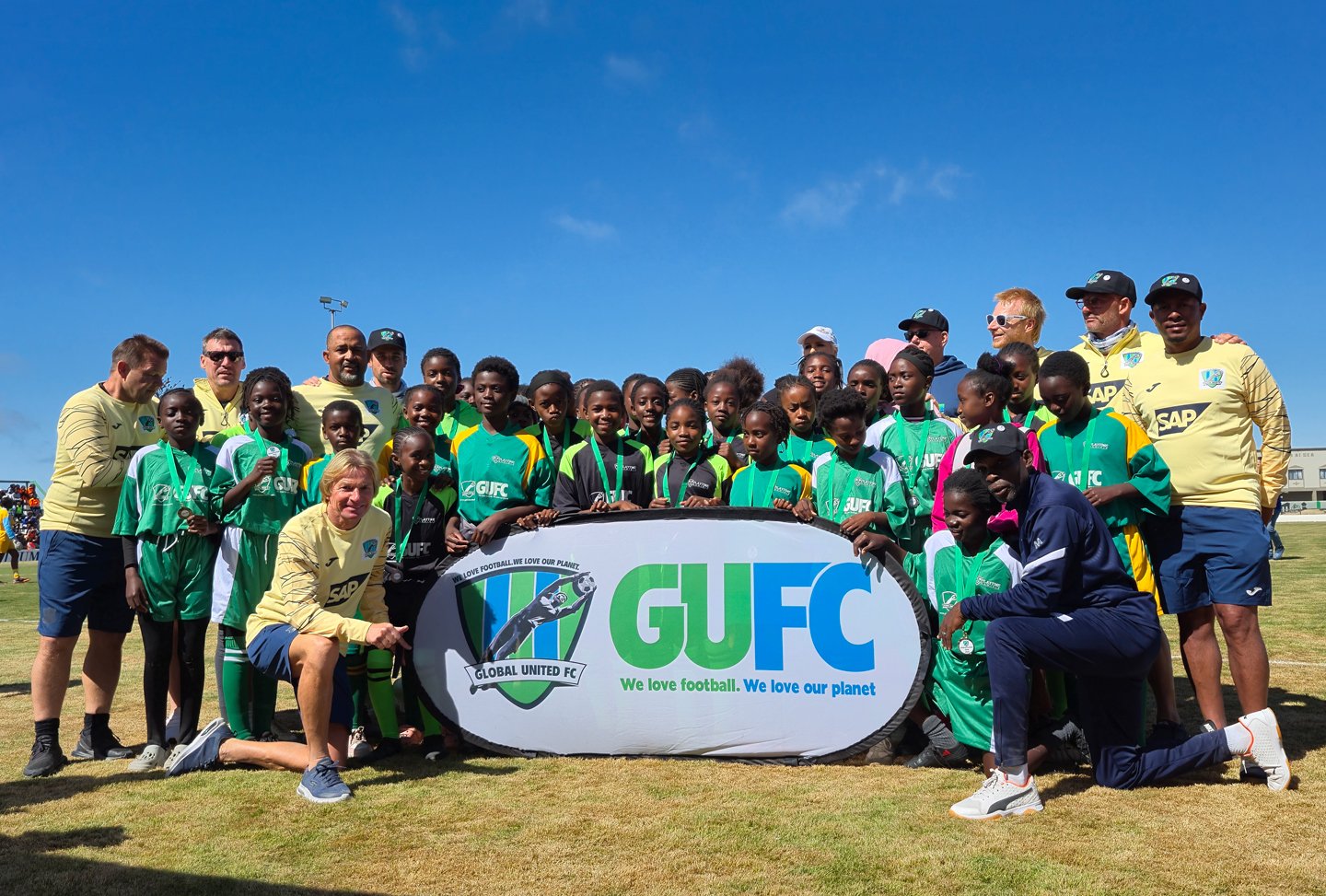Global United Football Club - Green Kick