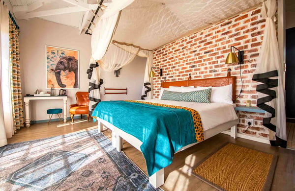 ETOSHA SAFARI LODGE