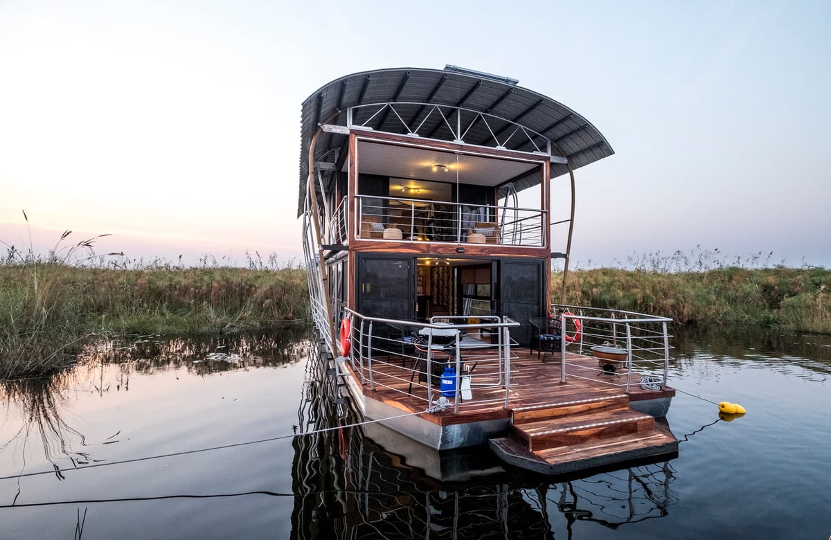 NAMUSHASHA RIVER VILLA