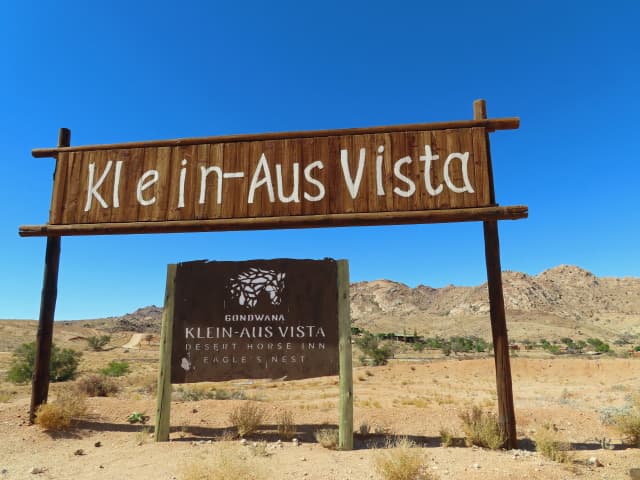 Klein Aus Vista road sign