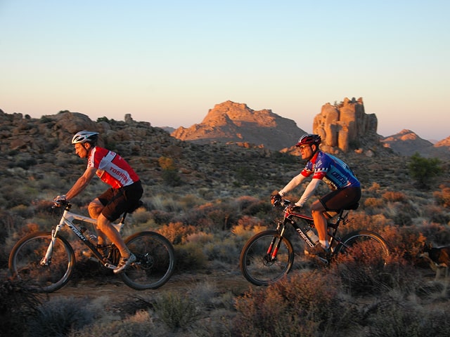 Mountain_Biking_01