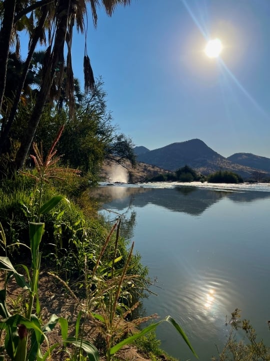 River Rafting excursion, Kunene River View, Omarunga Epupa-Falls Camp, Photo by Gondwana Collection Namibia