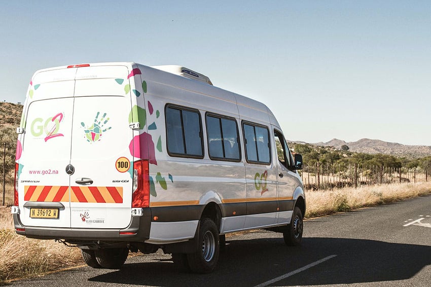 Von Attraktion zu Attraktion per Bus-Transfer.  Foto: Namibia2Go