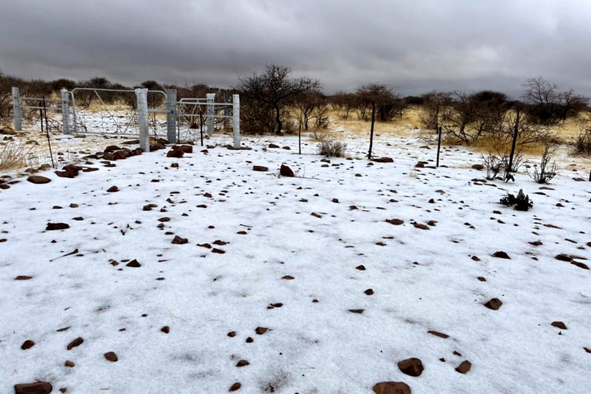 Hagelkörner Kaltfront Farm Orion Maltahöhe Namibia