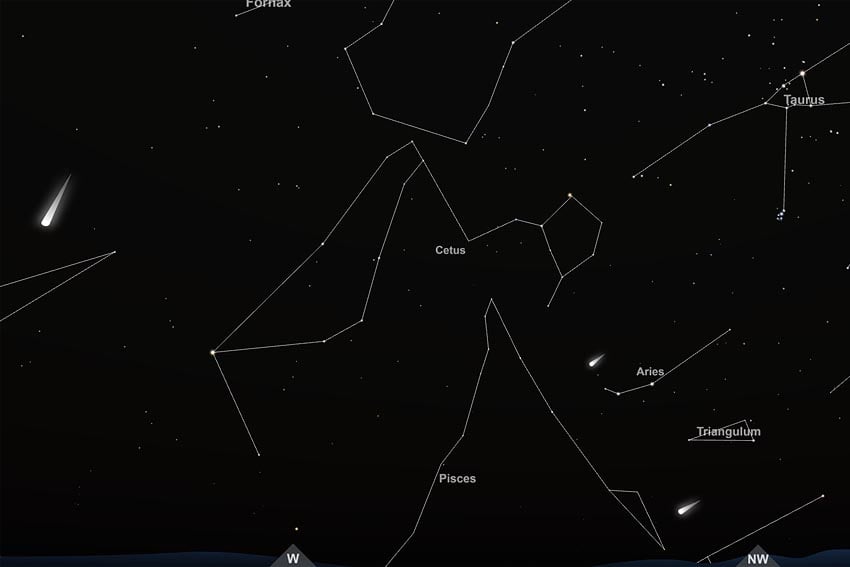 Three comets from left C/2024 E1 Wierzchos C/2025 R2 (SWAN) C/2025 K1 (ATLAS) night sky 14 February 9:00 p.m. seen from Windhoek looking west Image Screenshot from interactive star chart TimeAndDate.com