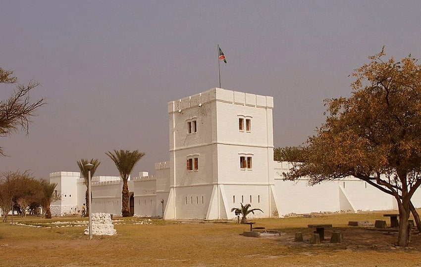 Fort Namutoni Etosha